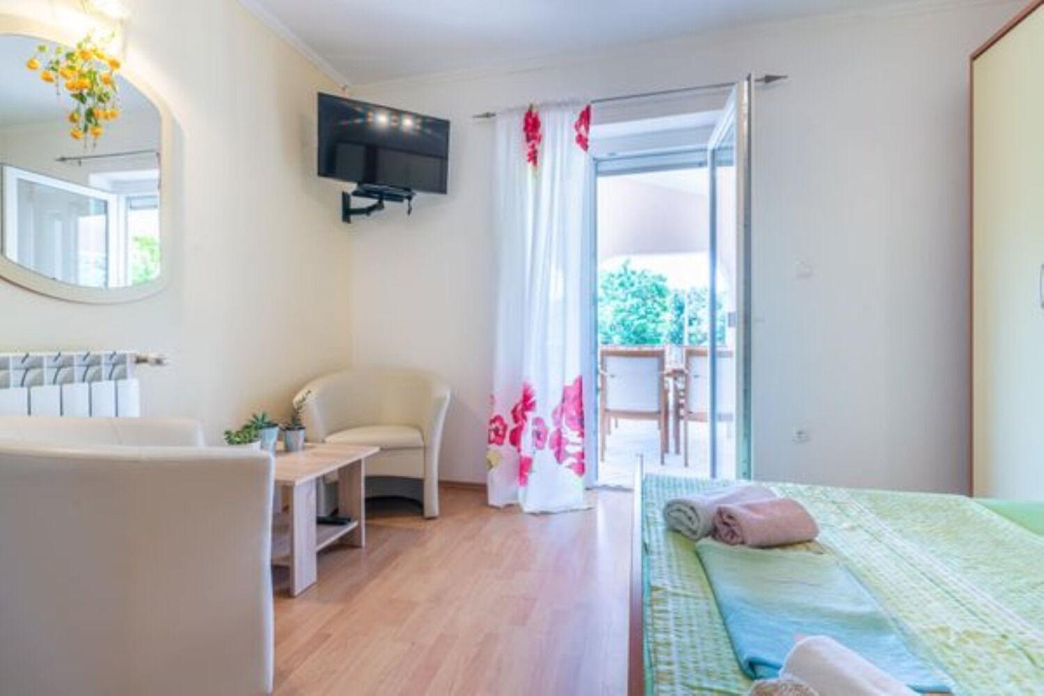 Apartments Barbara ซูเปทาร์สกา ดรากา ภายนอก รูปภาพ